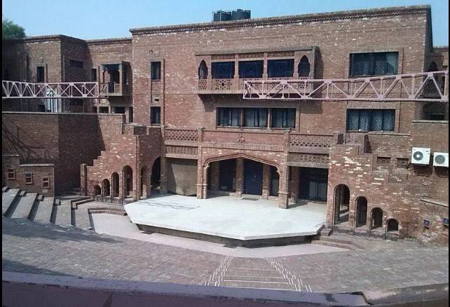 Girl dies in Kinnaird College fall in Lahore