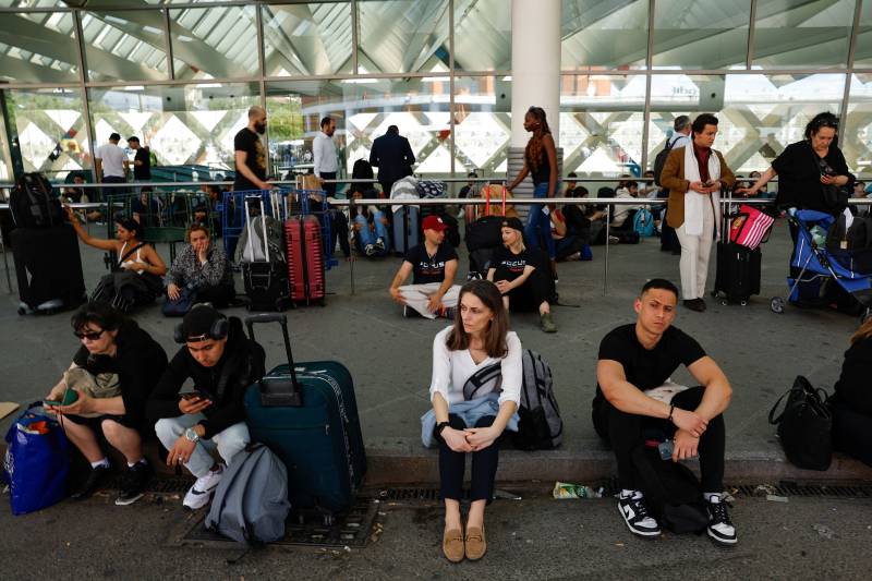 Power returns to most of Spain, Portugal after massive blackout