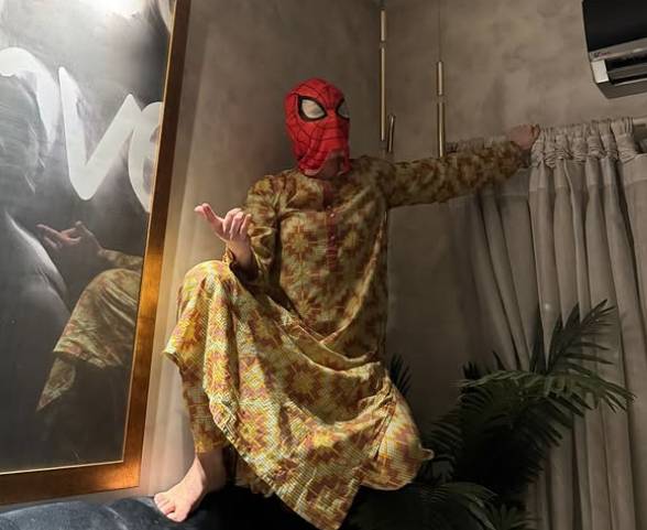 Spider in Shalwar Kameez! Hania Aamir's desi superhero moment breaks internet