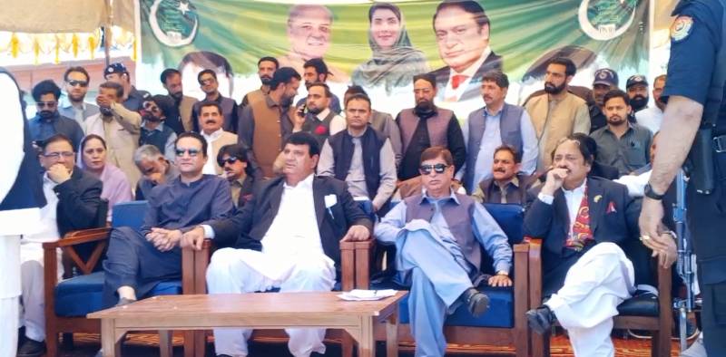 Modi trying to hide woes being faced by Indians: Amir Muqam 