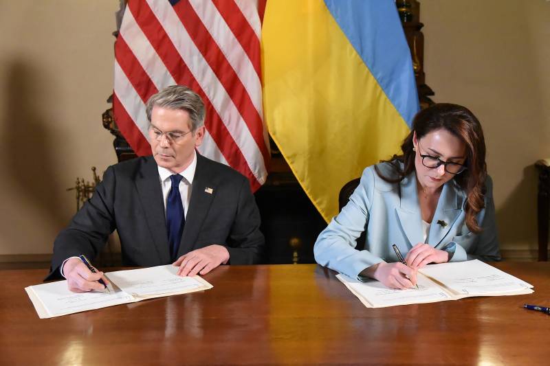 Zelensky hails Ukraine-US mineral deal as 'truly equal'