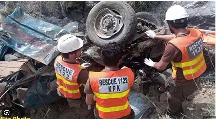 Eight of family die as car plunges into Lower Kohistan ravine