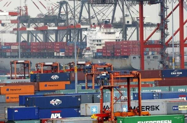 Pakistan’s trade deficit in April jumps 36pc