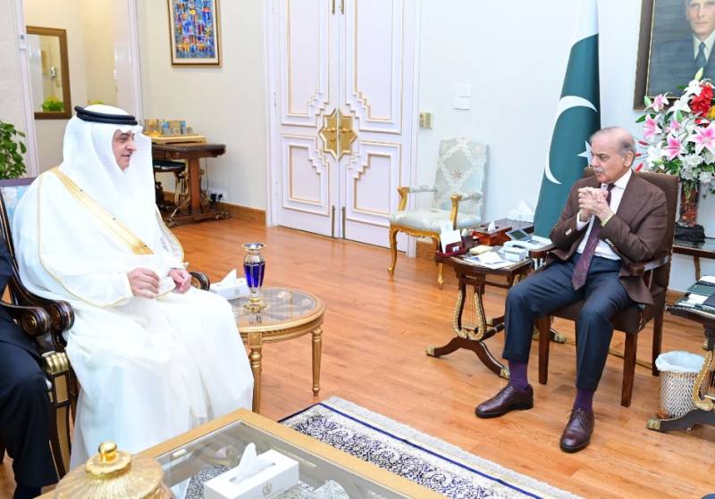 PM urges Saudi Arabia, other countries to help ease tensions in region