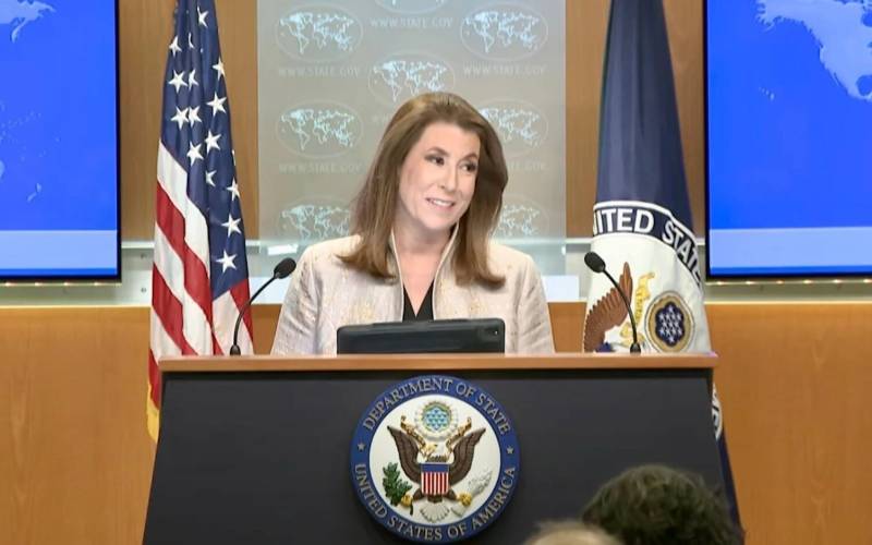 US expects Iran talks but Trump presses sanctions