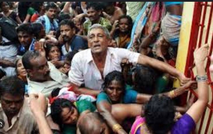 Six crushed to death in India temple stampede