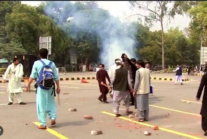 Two PU security guards injured in attack by Jamiat student leaders