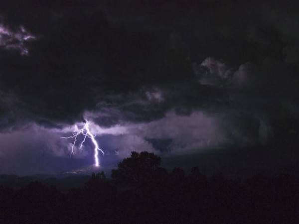 Lightning strikes kill four in South Punjab