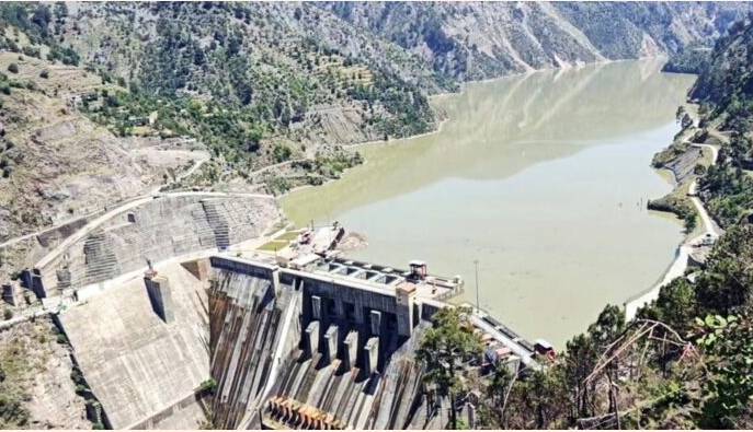 India halts water flow from Baglihar Dam to Pakistan 