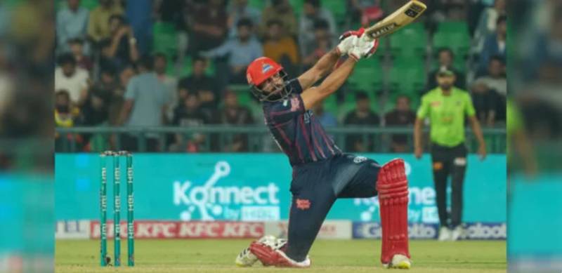 Irfan Khan shines as Karachi Kings down Qalandars by 4 wickets in PSL X thriller 