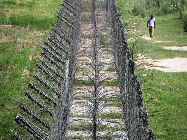 Pakistan Army responds to unprovoked Indian firing on LoC