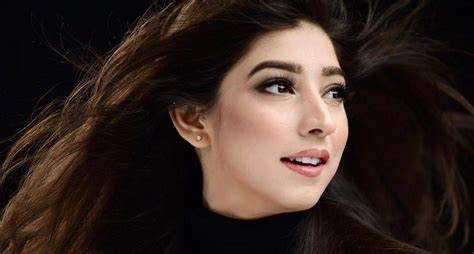 Mariyam Nafees lashes out at people poking noses into personal life