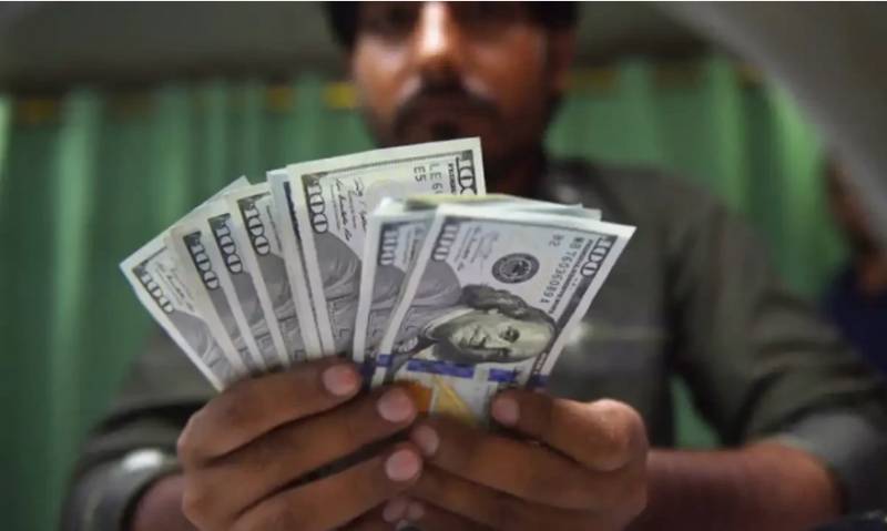 KSE-100 index decreases by 534 points 