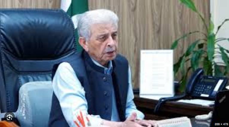 Govt decides to launch crackdown on smuggled seeds from India
