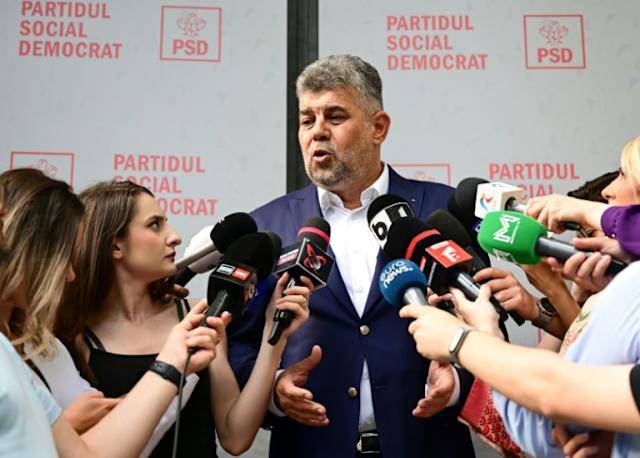 Romania's pro-EU premier announces his resignation after vote fiasco