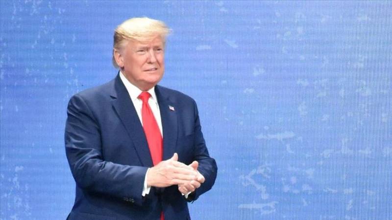 Trump says will make 'very, very big announcement' before Mideast trip