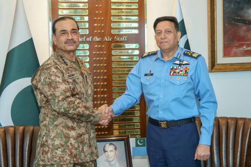 COAS Asim Munir visits Air Headquarters, praises PAF for foiling Indian aggression