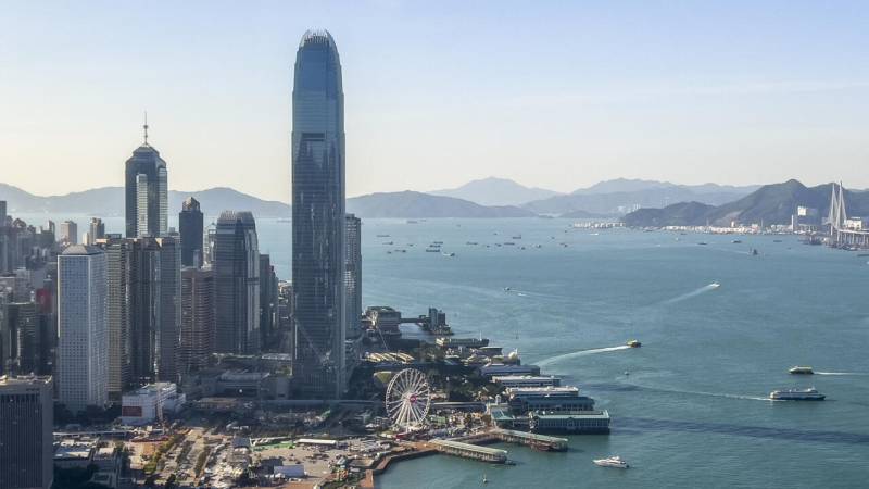 Hong Kong loosens rules for harbour reclamation