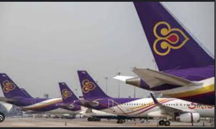 World airlines cancel, reroute flights after India-Pakistan clashes
