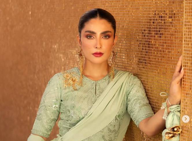 From 'I stand with Humanity' to 'I stand with Pakistan', Ayeza changes statement after backlash
