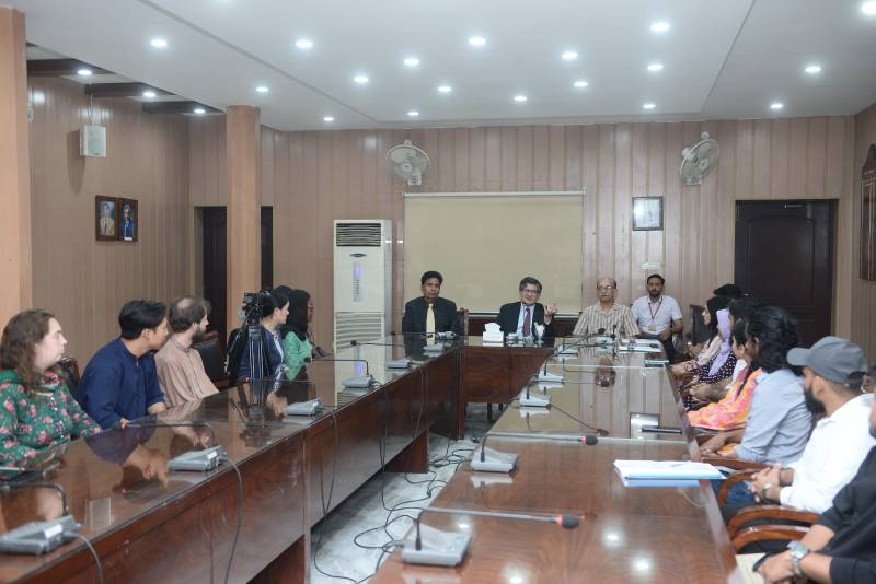 GCU Vice Chancellor meets international students