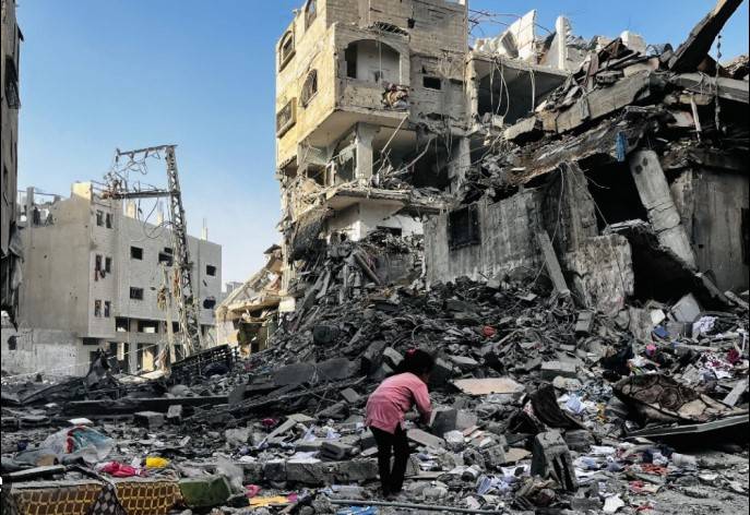 Gaza rescuers say five dead in Israel strike