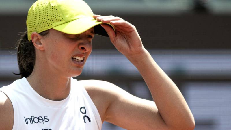 Swiatek's Italian Open title defence ended early by Collins