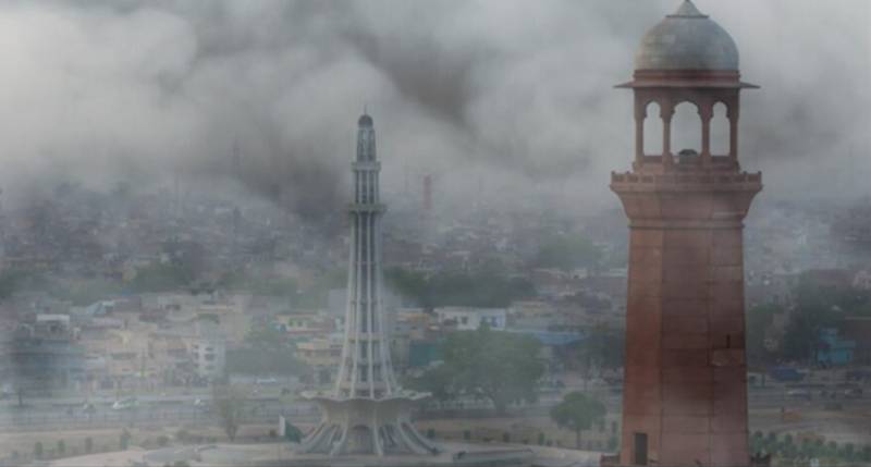 Heat and haze in Lahore, Karachi