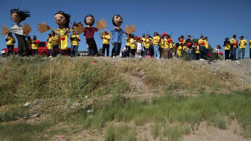 Migrant families protest after US-Mexico reunion event cancelled