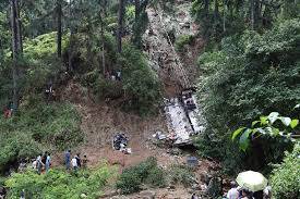 Sri Lanka bus crash kills 15 pilgrims