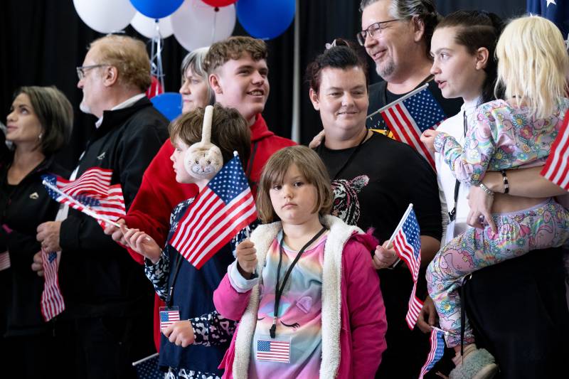 First group of white South Africans arrive in US for resettlement