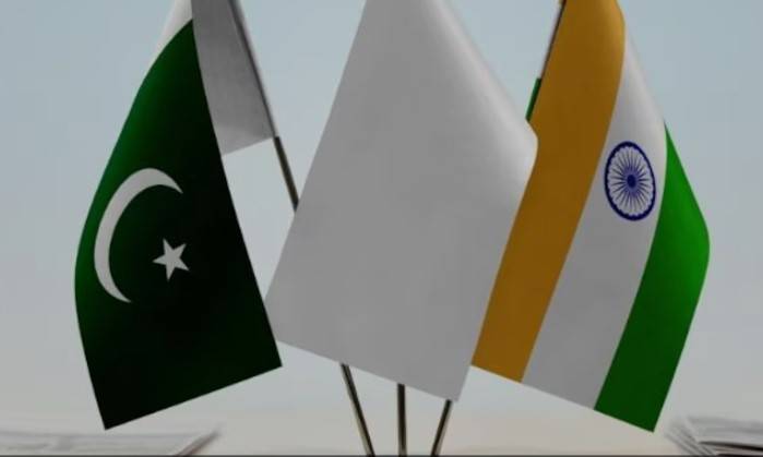 Pakistan, India DGMOs to hold hotline contact today evening