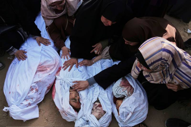 Gaza rescuers say 80 killed in Israeli strikes amid hostage release talks