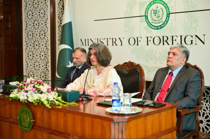 Foreign Secretary briefs diplomatic missions on Pak-Indian situation: FO 