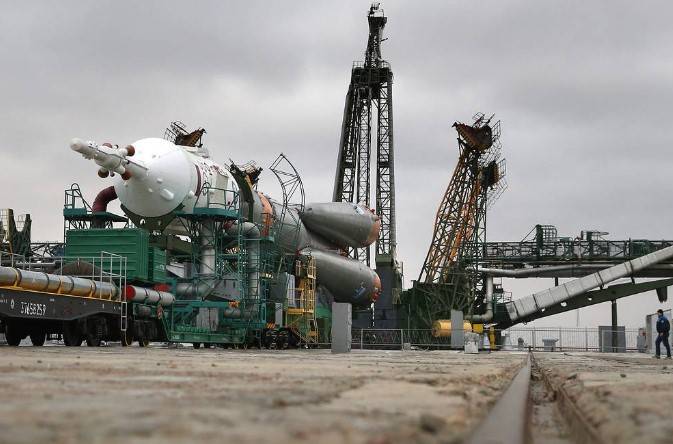 Kazakhstan denies reports Russia to leave Baikonur spaceport
