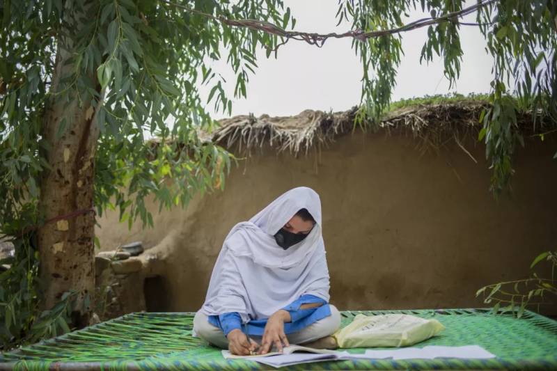 No more child brides: Pakistan outlaws underage marriages in groundbreaking law