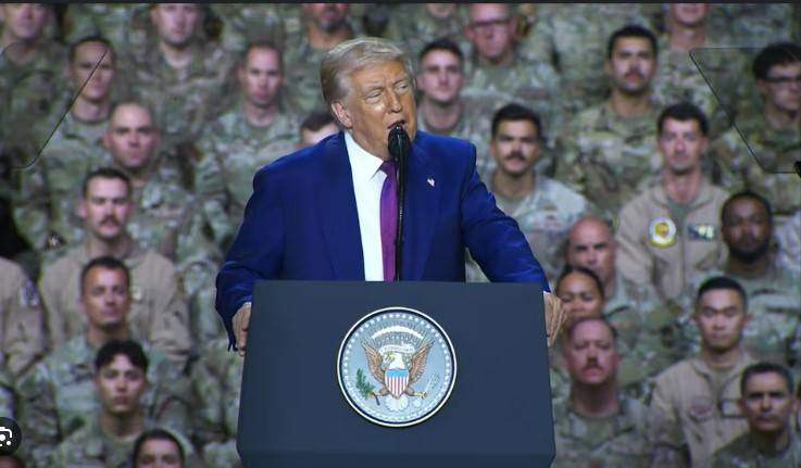 Trump again asks Pakistan and India to focus on trade