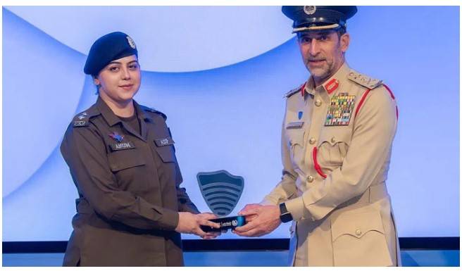 Pakistan’s female police officer gets Criminal Investigation Award
