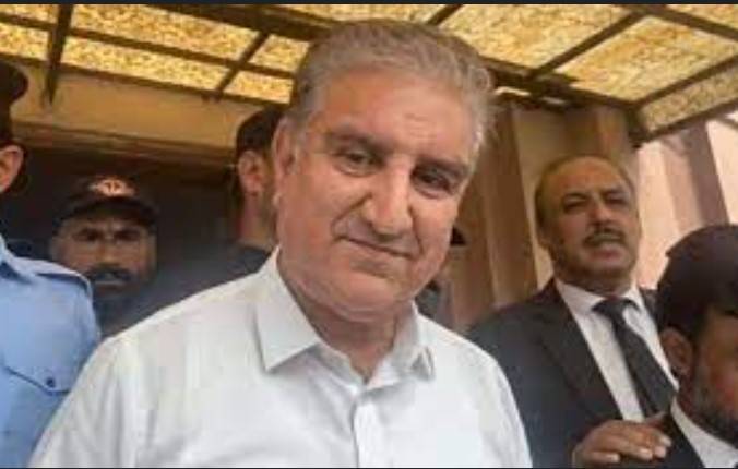 Shah Mehmood Qureshi undergoes medical tests at PIC