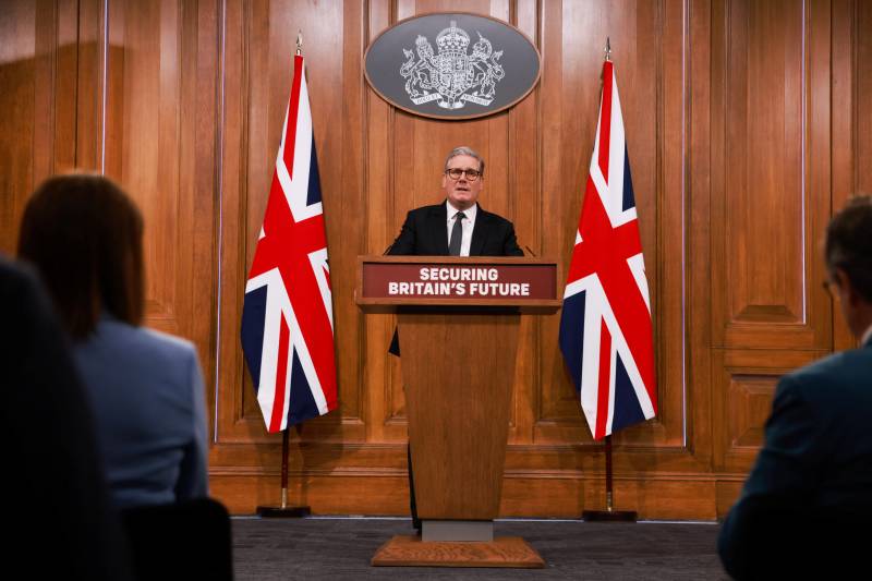 UK faith leaders urge PM to tone down migration rhetoric