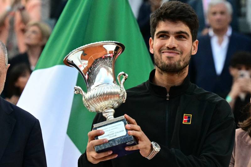 Alcaraz downs Sinner to win Italian Open in Roland Garros warning