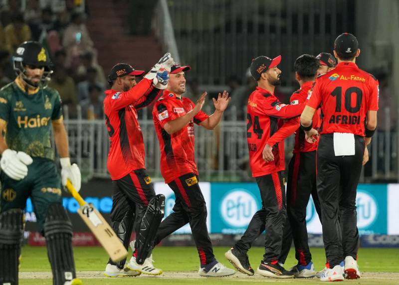 Peshawar Zalmi sent packing as Lahore Qalanders seal crushing win in PSL X clash