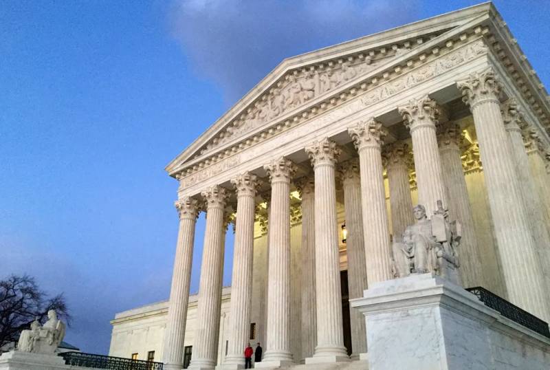 US top court allows lifting of legal protections for Venezuelans