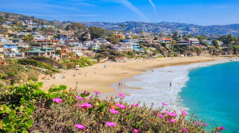  Carmel-By-The-Sea: Don’t wear heels in this US town without permission 