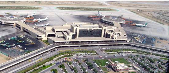 Jeddah bound Hajj flight makes emergency landing at Karachi airport