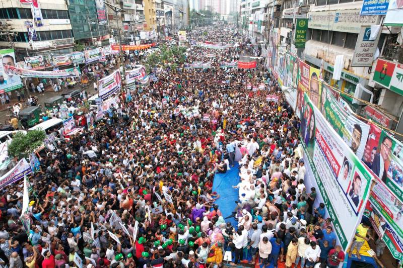 Key Bangladesh party protests against government
