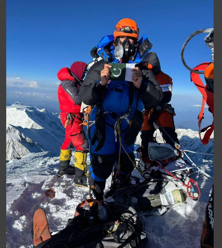 Pakistani mountaineer Dr Shela scales Kanchenjunga, third highest peak in Asia