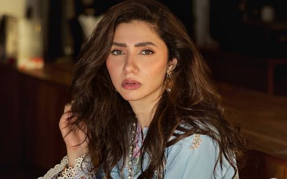 Mahira Khan brutally trolled for stance on working in Bollywood in future