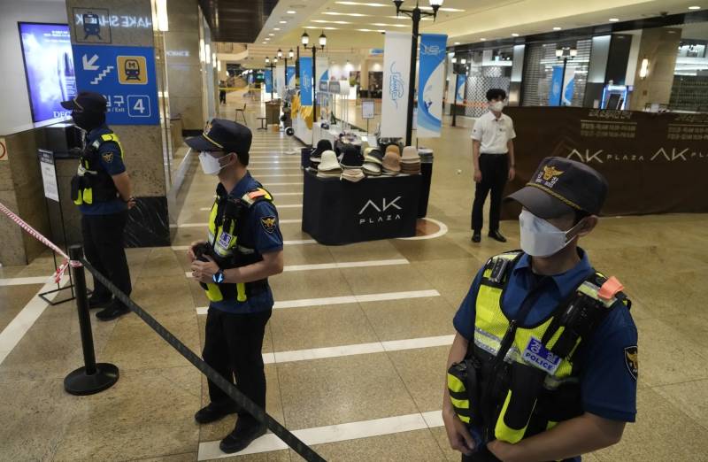 Man stabs three police officers in South Korea: Yonhap