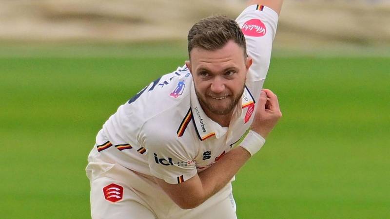 Cook strikes on debut after England run riot against Zimbabwe